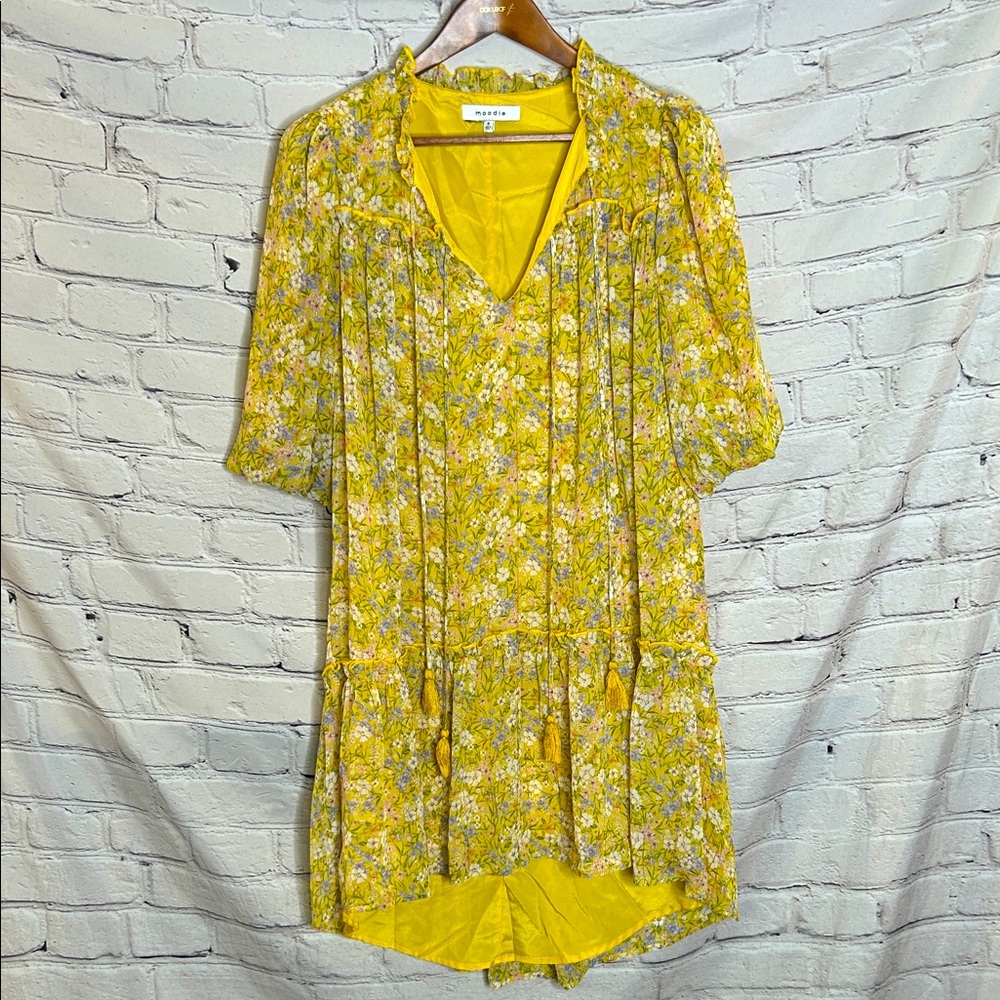 Moodie Yellow Floral Metallic 3/4 Sleeve High Low Ruffle Hem Dress Size Small
